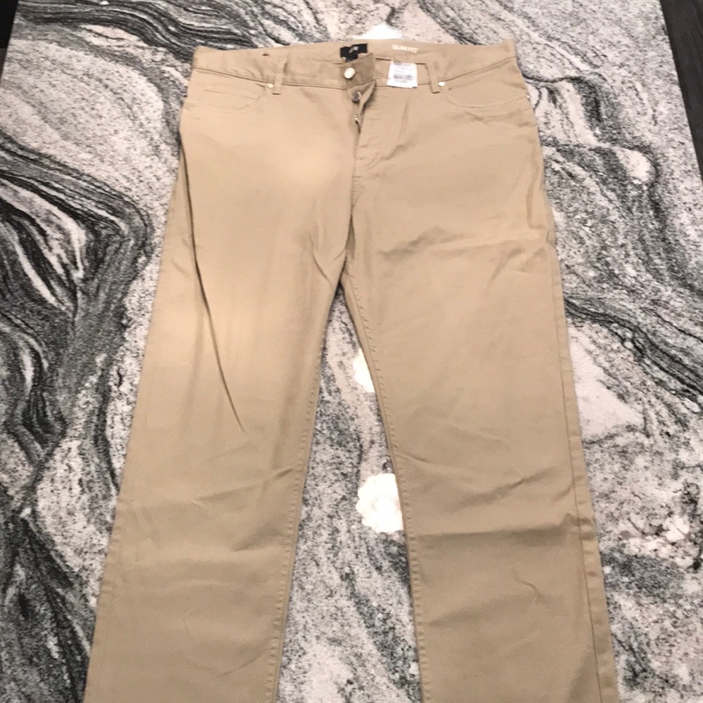 Men’s H&M slim fit beige pants
